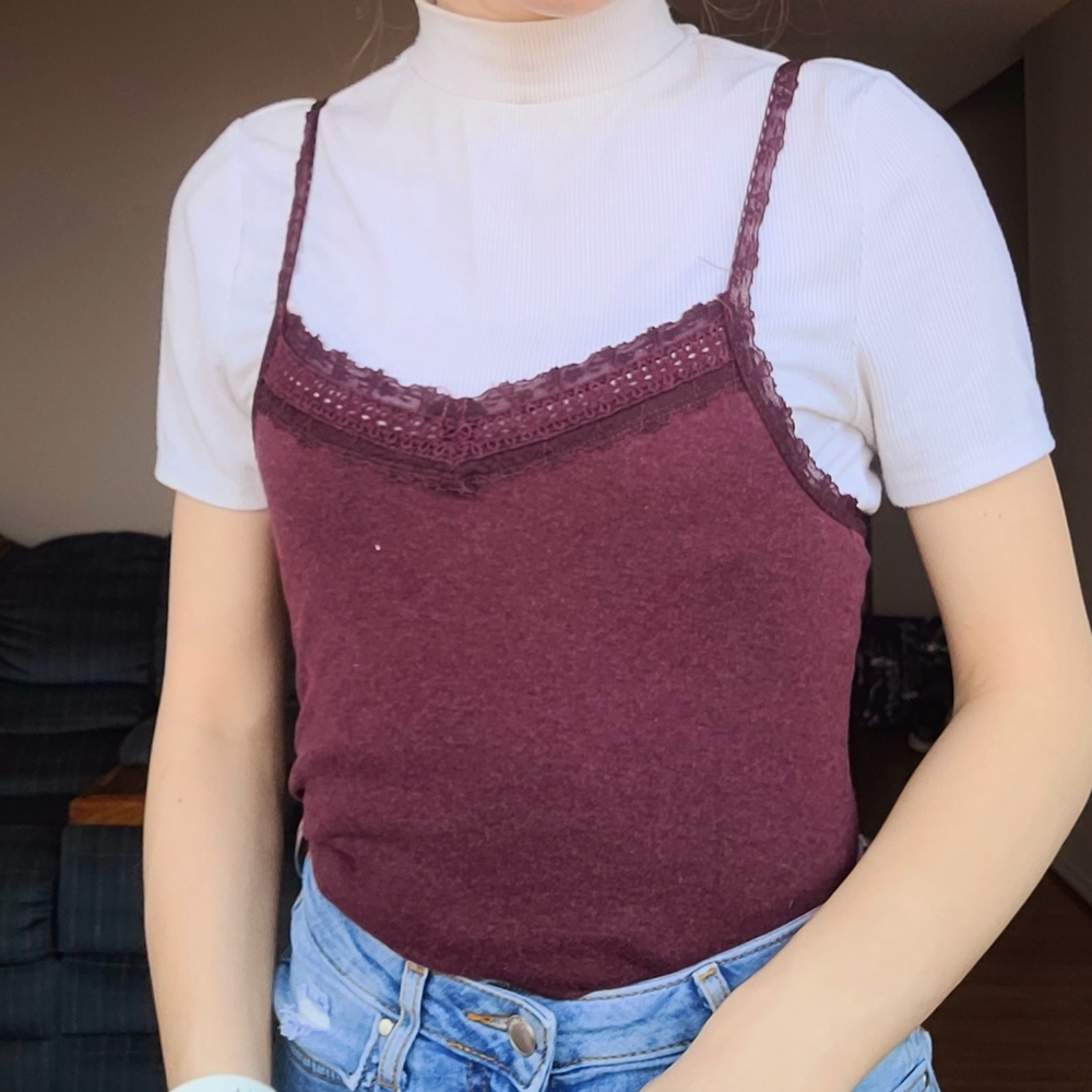 🍒 Lace Cami